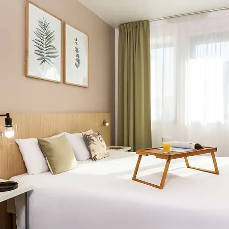 Adagio Access Garibaldi 2*