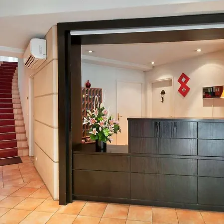 Adagio Access Garibaldi Lägenhetshotell 2*