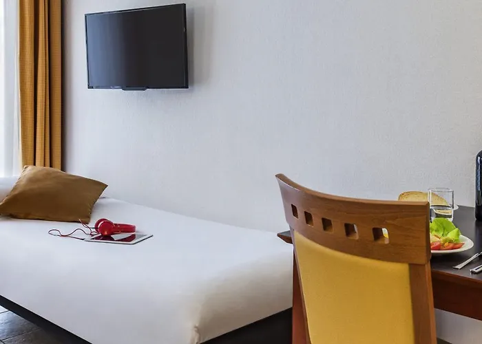 Aparthotel Adagio Access Garibaldi Nice