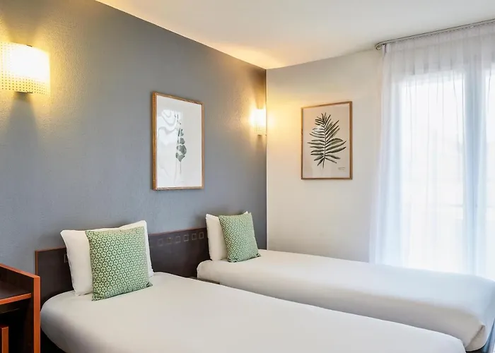 Adagio Access Garibaldi 2* 니스