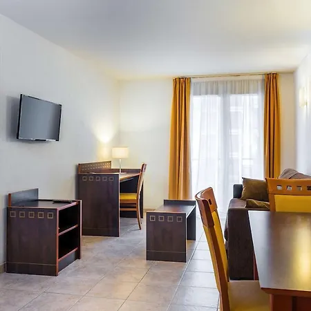 Adagio Access Garibaldi 2*