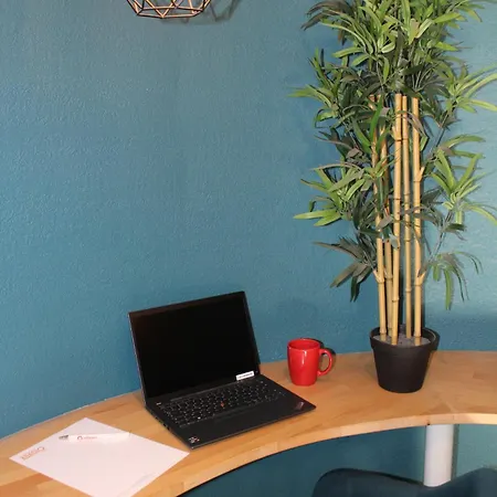 Adagio Access Garibaldi 2* ניס