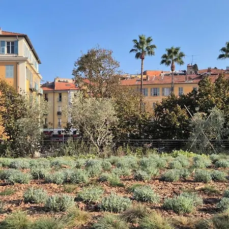 Adagio Access Garibaldi מלון דירות