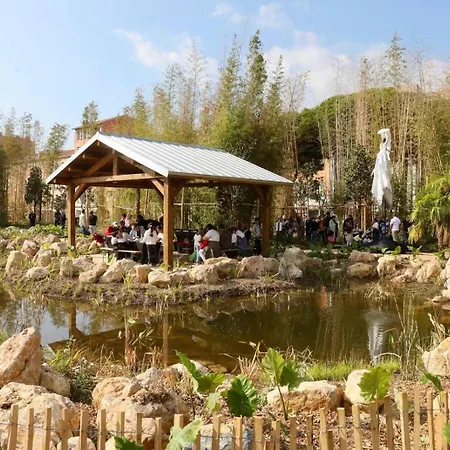 Adagio Access Garibaldi 2* ניס