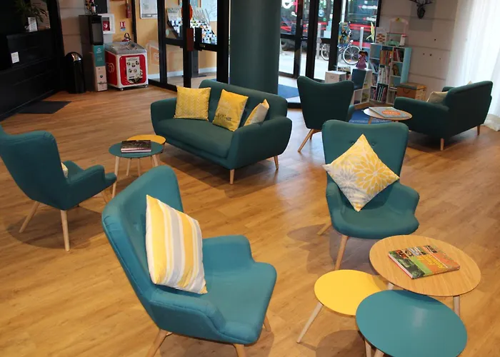 Adagio Access Garibaldi 2*