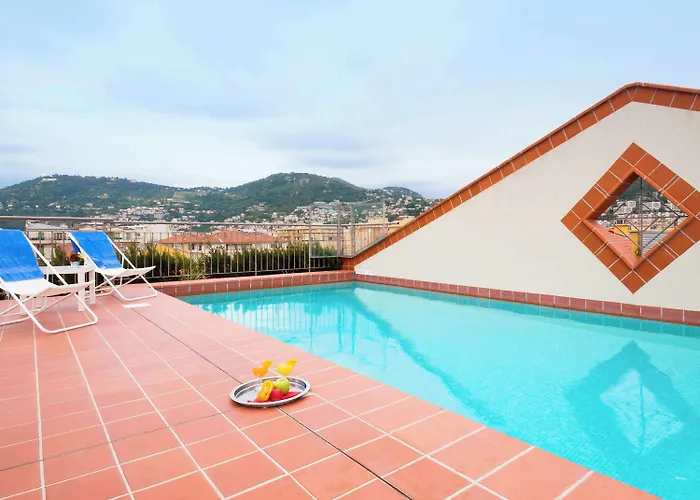 Aparthotel Adagio Access Garibaldi 2*