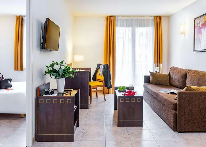 Adagio Access Garibaldi Aparthotel Nice