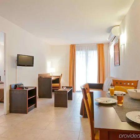 Adagio Access Garibaldi Aparthotel 2*